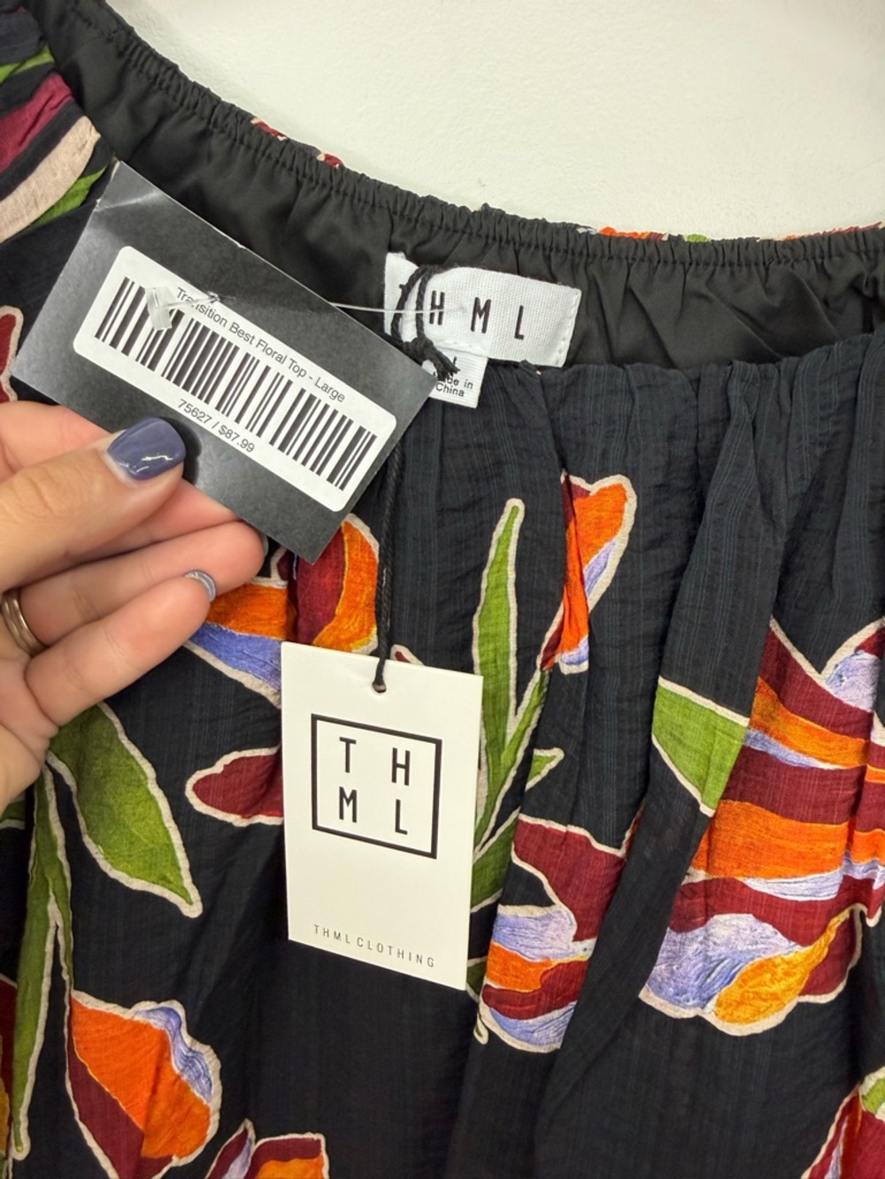 THML Black Floral Cropped Blouse X2 - Picture 4 of 5
